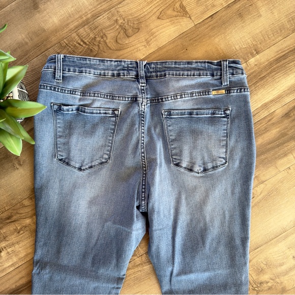 Kancan distressed cropped raw hem jeans size 2XL - Picture 9 of 10